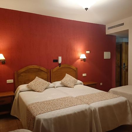 Hostal Decerca Prádena Pokój zdjęcie