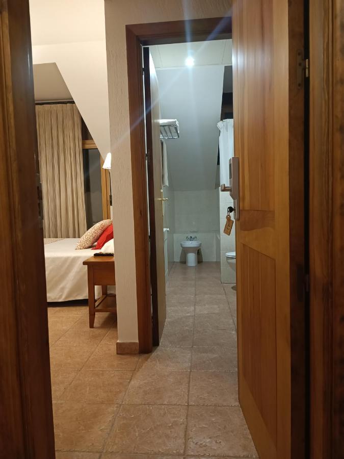 Hostal Decerca Prádena Pokój zdjęcie